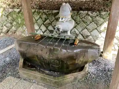 白兎神社の{uncategorized: "未分類", other: "その他", undefined: "問題あり", building: "その他建物", grave: "お墓", sacred_gate: "鳥居", guardian: "狛犬", statue: "像", buddha: "仏像", history: "歴史", nature: "自然", garden: "庭園", animal: "動物", pagoda: "塔", temizu: "手水舎", mountain_gate: "山門・神門", sanctuary: "本殿・本堂", subordinate: "末社・摂社", art: "芸術", scenery: "景色", jizo: "地蔵", ema: "絵馬", goshuin: "御朱印", omikuji: "おみくじ", items: "授与品その他", amulet: "お守り", goshuincho: "御朱印帳", eats: "食事", festival: "お祭り", votive_dance: "神楽", shichigosan: "七五三参", wedding: "結婚式", experience: "体験その他", initially: "初詣", around: "周辺", anti_infection: "感染症対策"}