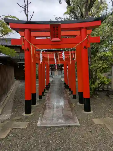 九帝王宮 萱野神社(滋賀県)
