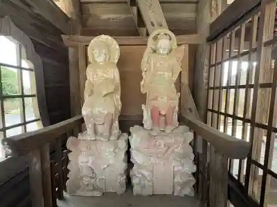 真高寺の{uncategorized: "未分類", other: "その他", undefined: "問題あり", building: "その他建物", grave: "お墓", sacred_gate: "鳥居", guardian: "狛犬", statue: "像", buddha: "仏像", history: "歴史", nature: "自然", garden: "庭園", animal: "動物", pagoda: "塔", temizu: "手水舎", mountain_gate: "山門・神門", sanctuary: "本殿・本堂", subordinate: "末社・摂社", art: "芸術", scenery: "景色", jizo: "地蔵", ema: "絵馬", goshuin: "御朱印", omikuji: "おみくじ", items: "授与品その他", amulet: "お守り", goshuincho: "御朱印帳", eats: "食事", festival: "お祭り", votive_dance: "神楽", shichigosan: "七五三参", wedding: "結婚式", experience: "体験その他", initially: "初詣", around: "周辺", anti_infection: "感染症対策"}