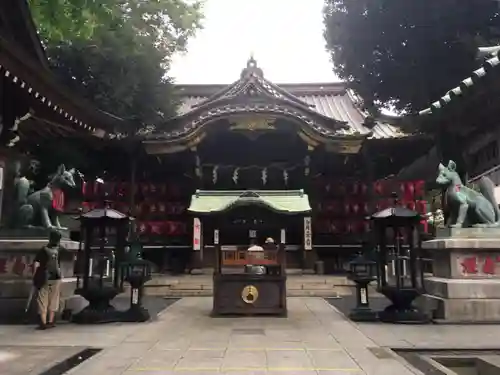 豊川稲荷東京別院の本殿・本堂