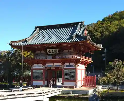 勝尾寺の山門・神門