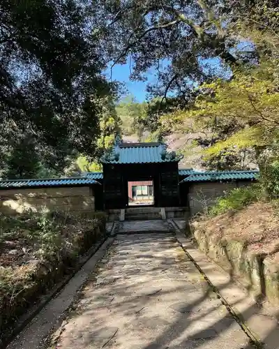 定光寺の山門・神門