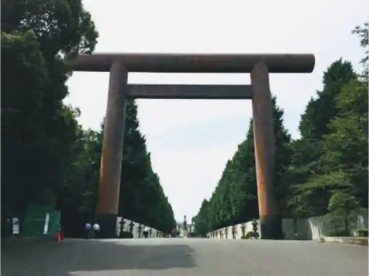 靖國神社の鳥居