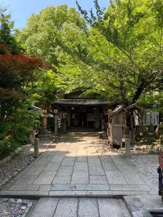 洲嵜神社の本殿・本堂