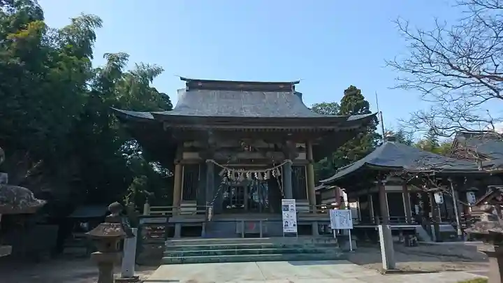 館腰神社の本殿・本堂