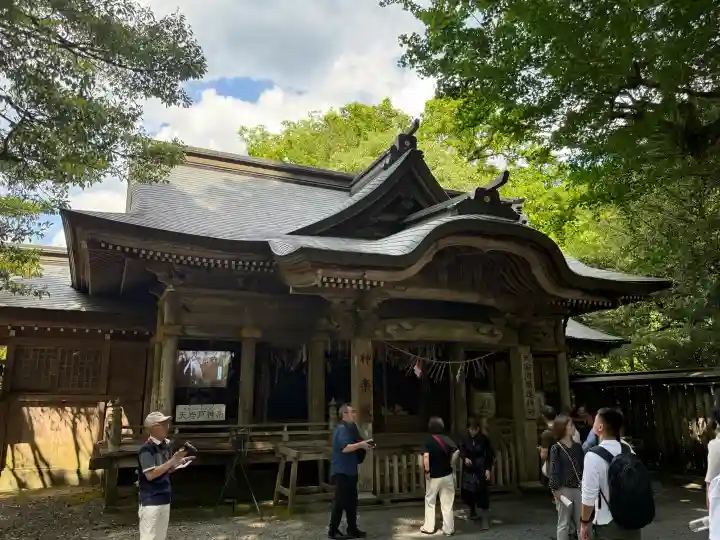 天岩戸神社の{uncategorized: "未分類", other: "その他", undefined: "問題あり", building: "その他建物", grave: "お墓", sacred_gate: "鳥居", guardian: "狛犬", statue: "像", buddha: "仏像", history: "歴史", nature: "自然", garden: "庭園", animal: "動物", pagoda: "塔", temizu: "手水舎", mountain_gate: "山門・神門", sanctuary: "本殿・本堂", subordinate: "末社・摂社", art: "芸術", scenery: "景色", jizo: "地蔵", ema: "絵馬", goshuin: "御朱印", omikuji: "おみくじ", items: "授与品その他", amulet: "お守り", goshuincho: "御朱印帳", eats: "食事", festival: "お祭り", votive_dance: "神楽", shichigosan: "七五三参", wedding: "結婚式", experience: "体験その他", initially: "初詣", around: "周辺", anti_infection: "感染症対策"}