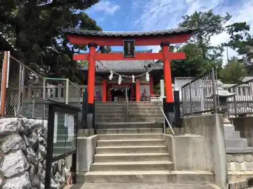 高塚熊野神社の鳥居