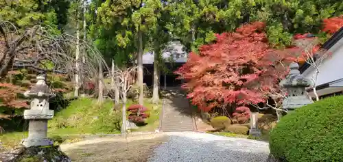 黒石寺の建物その他