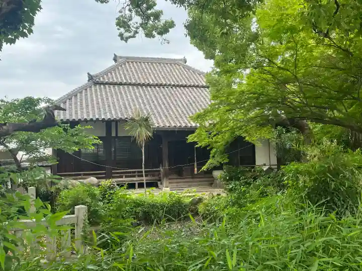 教興寺の{uncategorized: "未分類", other: "その他", undefined: "問題あり", building: "その他建物", grave: "お墓", sacred_gate: "鳥居", guardian: "狛犬", statue: "像", buddha: "仏像", history: "歴史", nature: "自然", garden: "庭園", animal: "動物", pagoda: "塔", temizu: "手水舎", mountain_gate: "山門・神門", sanctuary: "本殿・本堂", subordinate: "末社・摂社", art: "芸術", scenery: "景色", jizo: "地蔵", ema: "絵馬", goshuin: "御朱印", omikuji: "おみくじ", items: "授与品その他", amulet: "お守り", goshuincho: "御朱印帳", eats: "食事", festival: "お祭り", votive_dance: "神楽", shichigosan: "七五三参", wedding: "結婚式", experience: "体験その他", initially: "初詣", around: "周辺", anti_infection: "感染症対策"}