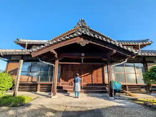 唯称寺の本殿・本堂