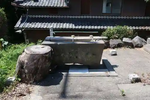 中之坊寺の手水舎