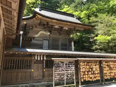 宝登山神社の本殿・本堂