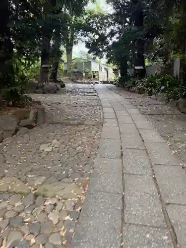 代々木八幡宮の{uncategorized: "未分類", other: "その他", undefined: "問題あり", building: "その他建物", grave: "お墓", sacred_gate: "鳥居", guardian: "狛犬", statue: "像", buddha: "仏像", history: "歴史", nature: "自然", garden: "庭園", animal: "動物", pagoda: "塔", temizu: "手水舎", mountain_gate: "山門・神門", sanctuary: "本殿・本堂", subordinate: "末社・摂社", art: "芸術", scenery: "景色", jizo: "地蔵", ema: "絵馬", goshuin: "御朱印", omikuji: "おみくじ", items: "授与品その他", amulet: "お守り", goshuincho: "御朱印帳", eats: "食事", festival: "お祭り", votive_dance: "神楽", shichigosan: "七五三参", wedding: "結婚式", experience: "体験その他", initially: "初詣", around: "周辺", anti_infection: "感染症対策"}