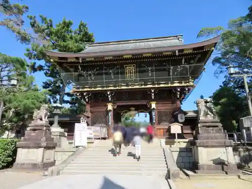 北野天満宮の山門