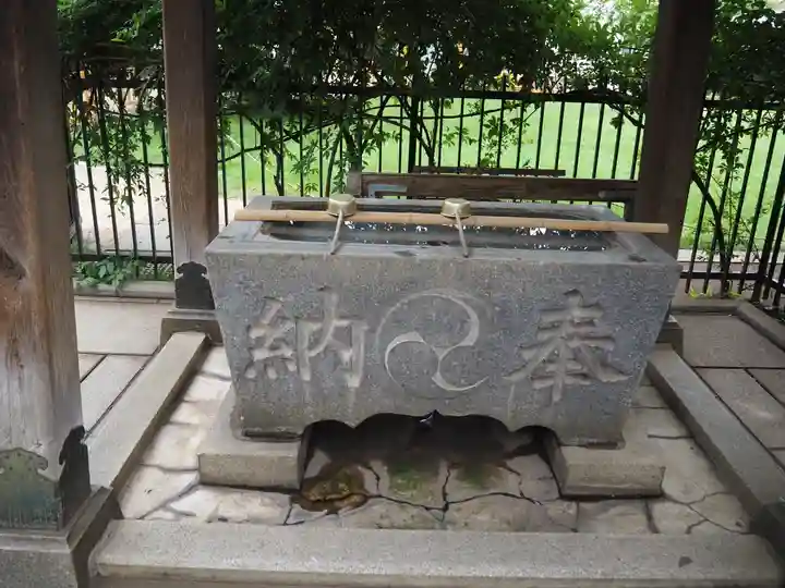 八幡神社の手水舎