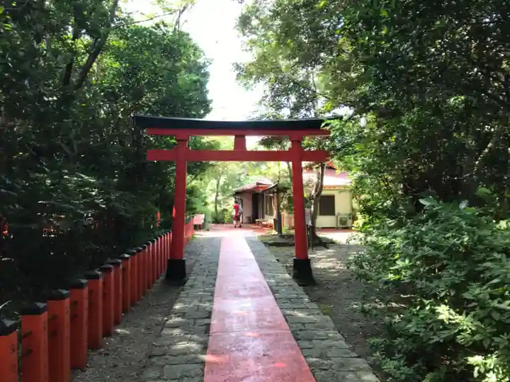 浦島稲荷神社の鳥居