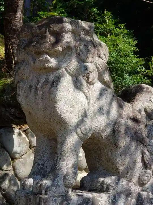 住吉神社の狛犬