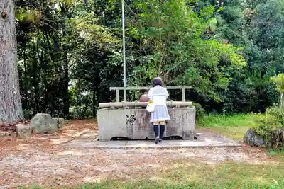 曽野稲荷神社の手水舎