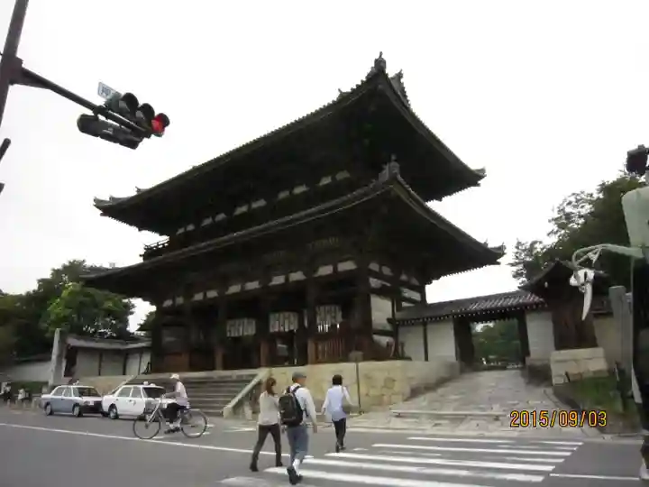 仁和寺の山門・神門