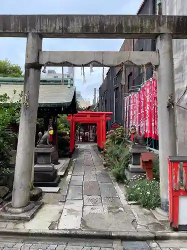 富士浅間神社の鳥居