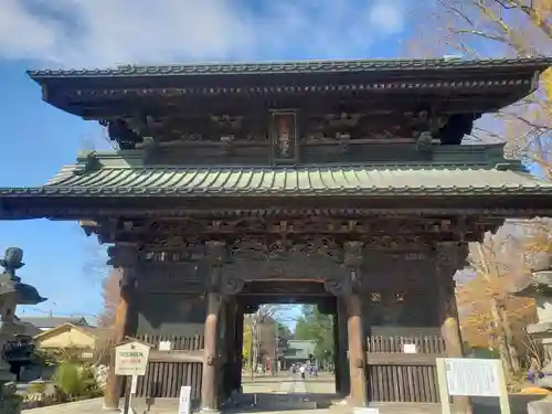 妻沼聖天山歓喜院の山門・神門