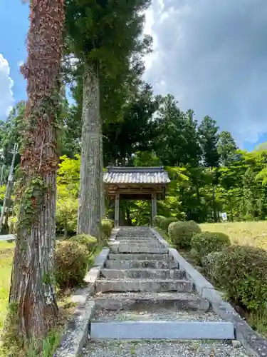 龍穏寺の山門・神門