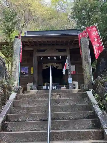 涌釜神社の本殿・本堂