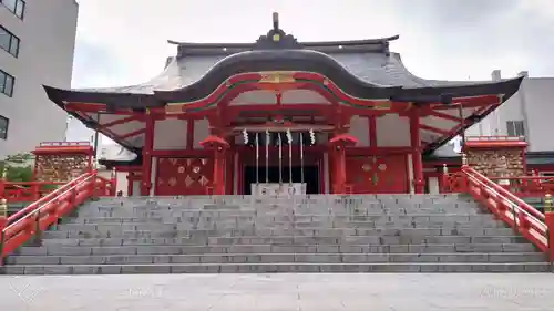 花園神社の本殿・本堂
