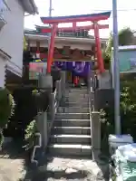 堀之内稲荷神社の{uncategorized: "未分類", other: "その他", undefined: "問題あり", building: "その他建物", grave: "お墓", sacred_gate: "鳥居", guardian: "狛犬", statue: "像", buddha: "仏像", history: "歴史", nature: "自然", garden: "庭園", animal: "動物", pagoda: "塔", temizu: "手水舎", mountain_gate: "山門・神門", sanctuary: "本殿・本堂", subordinate: "末社・摂社", art: "芸術", scenery: "景色", jizo: "地蔵", ema: "絵馬", goshuin: "御朱印", omikuji: "おみくじ", items: "授与品その他", amulet: "お守り", goshuincho: "御朱印帳", eats: "食事", festival: "お祭り", votive_dance: "神楽", shichigosan: "七五三参", wedding: "結婚式", experience: "体験その他", initially: "初詣", around: "周辺", anti_infection: "感染症対策"}
