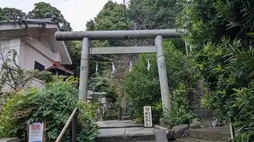 御霊神社の鳥居