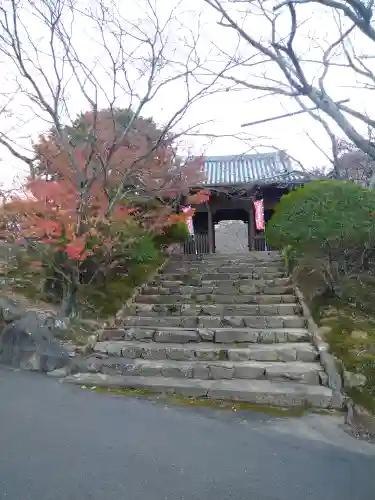 法輪寺の山門