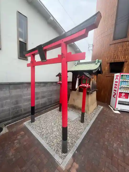桐朝大明神の{uncategorized: "未分類", other: "その他", undefined: "問題あり", building: "その他建物", grave: "お墓", sacred_gate: "鳥居", guardian: "狛犬", statue: "像", buddha: "仏像", history: "歴史", nature: "自然", garden: "庭園", animal: "動物", pagoda: "塔", temizu: "手水舎", mountain_gate: "山門・神門", sanctuary: "本殿・本堂", subordinate: "末社・摂社", art: "芸術", scenery: "景色", jizo: "地蔵", ema: "絵馬", goshuin: "御朱印", omikuji: "おみくじ", items: "授与品その他", amulet: "お守り", goshuincho: "御朱印帳", eats: "食事", festival: "お祭り", votive_dance: "神楽", shichigosan: "七五三参", wedding: "結婚式", experience: "体験その他", initially: "初詣", around: "周辺", anti_infection: "感染症対策"}