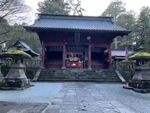 北口本宮冨士浅間神社の山門・神門