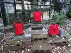 鬼子母神堂　(法明寺）の地蔵