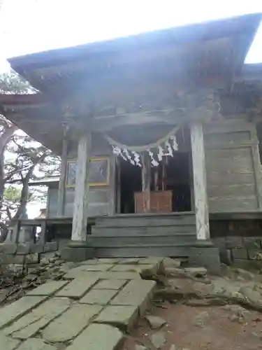 龍興山神社の本殿