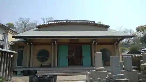 称念寺の本殿・本堂