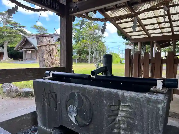 鶴谷八幡宮の手水舎