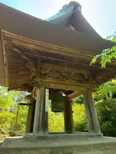 神武寺の{uncategorized: "未分類", other: "その他", undefined: "問題あり", building: "その他建物", grave: "お墓", sacred_gate: "鳥居", guardian: "狛犬", statue: "像", buddha: "仏像", history: "歴史", nature: "自然", garden: "庭園", animal: "動物", pagoda: "塔", temizu: "手水舎", mountain_gate: "山門・神門", sanctuary: "本殿・本堂", subordinate: "末社・摂社", art: "芸術", scenery: "景色", jizo: "地蔵", ema: "絵馬", goshuin: "御朱印", omikuji: "おみくじ", items: "授与品その他", amulet: "お守り", goshuincho: "御朱印帳", eats: "食事", festival: "お祭り", votive_dance: "神楽", shichigosan: "七五三参", wedding: "結婚式", experience: "体験その他", initially: "初詣", around: "周辺", anti_infection: "感染症対策"}