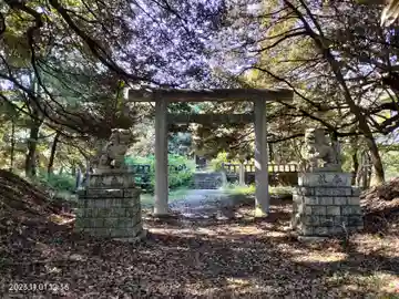 玉湖神社跡の鳥居