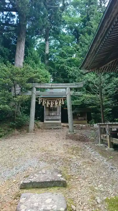 羽黒神社の末社・摂社