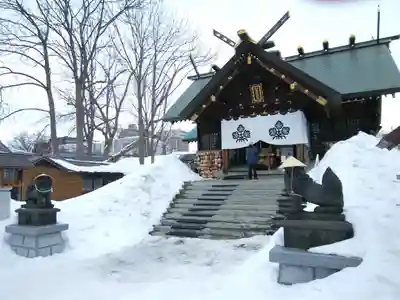 札幌諏訪神社の本殿・本堂