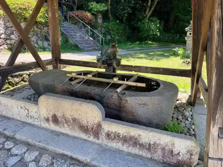 観心寺の{uncategorized: "未分類", other: "その他", undefined: "問題あり", building: "その他建物", grave: "お墓", sacred_gate: "鳥居", guardian: "狛犬", statue: "像", buddha: "仏像", history: "歴史", nature: "自然", garden: "庭園", animal: "動物", pagoda: "塔", temizu: "手水舎", mountain_gate: "山門・神門", sanctuary: "本殿・本堂", subordinate: "末社・摂社", art: "芸術", scenery: "景色", jizo: "地蔵", ema: "絵馬", goshuin: "御朱印", omikuji: "おみくじ", items: "授与品その他", amulet: "お守り", goshuincho: "御朱印帳", eats: "食事", festival: "お祭り", votive_dance: "神楽", shichigosan: "七五三参", wedding: "結婚式", experience: "体験その他", initially: "初詣", around: "周辺", anti_infection: "感染症対策"}