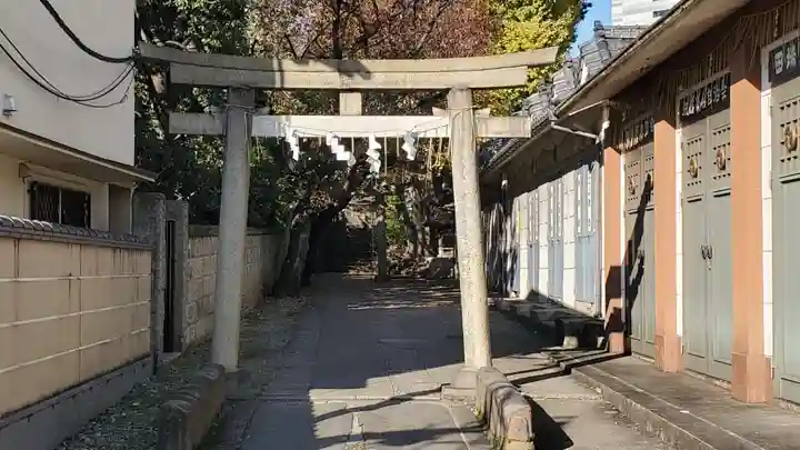 田端八幡神社の鳥居