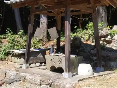 石作神社の手水舎