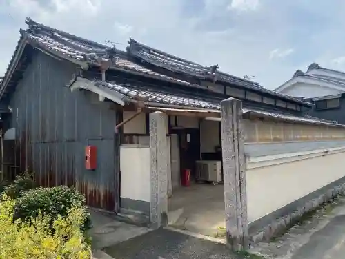 極楽寺の{uncategorized: "未分類", other: "その他", undefined: "問題あり", building: "その他建物", grave: "お墓", sacred_gate: "鳥居", guardian: "狛犬", statue: "像", buddha: "仏像", history: "歴史", nature: "自然", garden: "庭園", animal: "動物", pagoda: "塔", temizu: "手水舎", mountain_gate: "山門・神門", sanctuary: "本殿・本堂", subordinate: "末社・摂社", art: "芸術", scenery: "景色", jizo: "地蔵", ema: "絵馬", goshuin: "御朱印", omikuji: "おみくじ", items: "授与品その他", amulet: "お守り", goshuincho: "御朱印帳", eats: "食事", festival: "お祭り", votive_dance: "神楽", shichigosan: "七五三参", wedding: "結婚式", experience: "体験その他", initially: "初詣", around: "周辺", anti_infection: "感染症対策"}