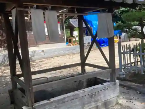 三島神社の手水舎