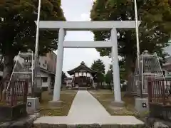 神明社の鳥居