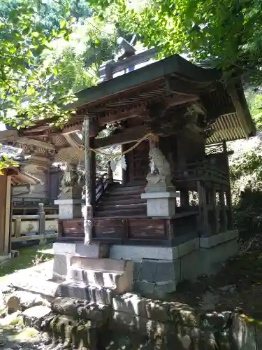 神根神社の末社