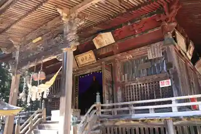 田村神社の本殿・本堂