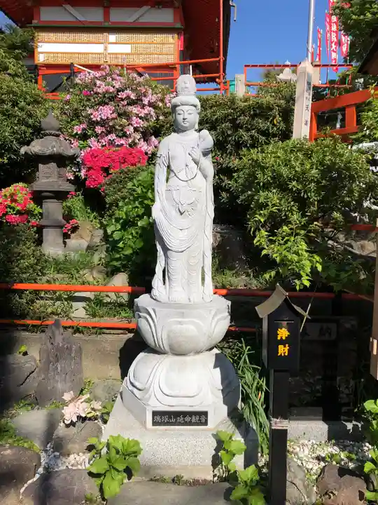 定正寺観音堂の仏像